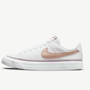 Nike Court Legacy Boys size 7